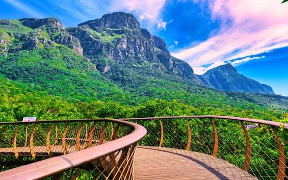 Mountain nature walkway